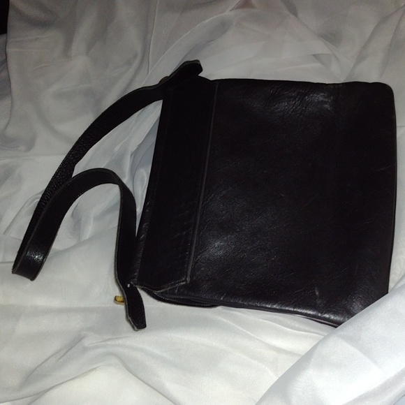 Vintage black leather purse. - Picture 3 of 3